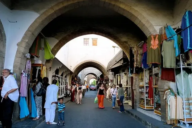 Улочка старой медины в Касабланке